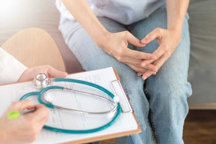 Doctor,And,Patient,Healthcare,Concept.,Gynecologist,Physician,Consulting,And,Examining