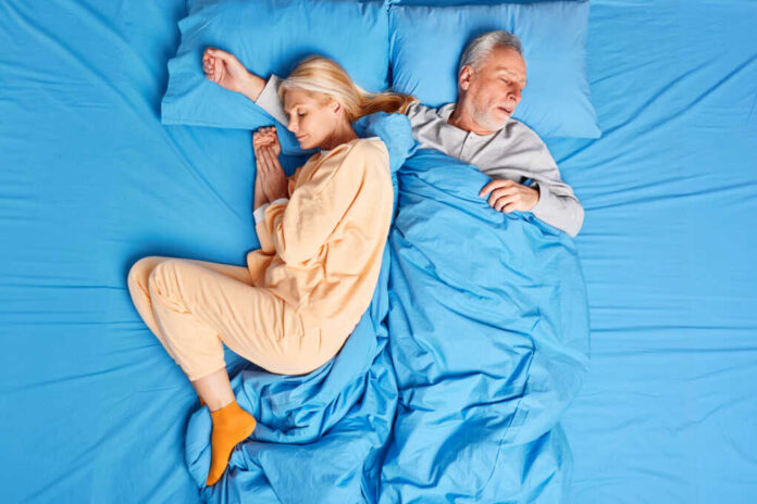 Sleeping,Married,Family,Couple,Have,Deep,Sleep,At,Night,Enjoys