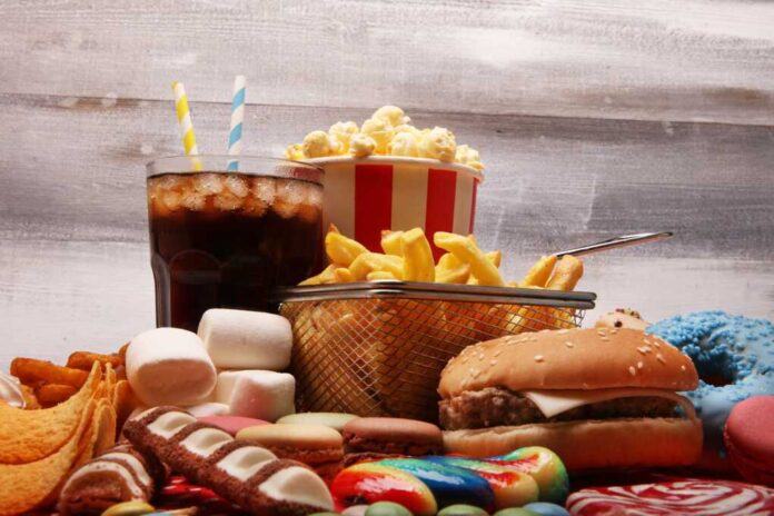 Unhealthy,Products.,Food,Bad,For,Figure,,Skin,,Heart,And,Teeth.