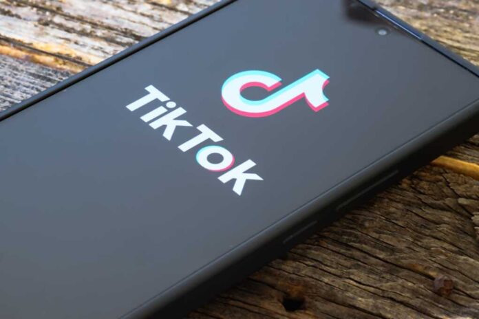 Yalova,,Turkey,-,07.16.2024:,Tiktok,Mobile,,Close-up,Logo,Of,Tiktok