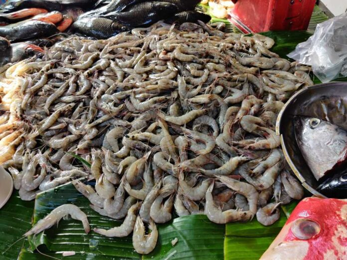 Shrimp,And,Fish,At,A,Traditional,Indonesian,Market